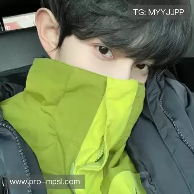 乌忱韵
